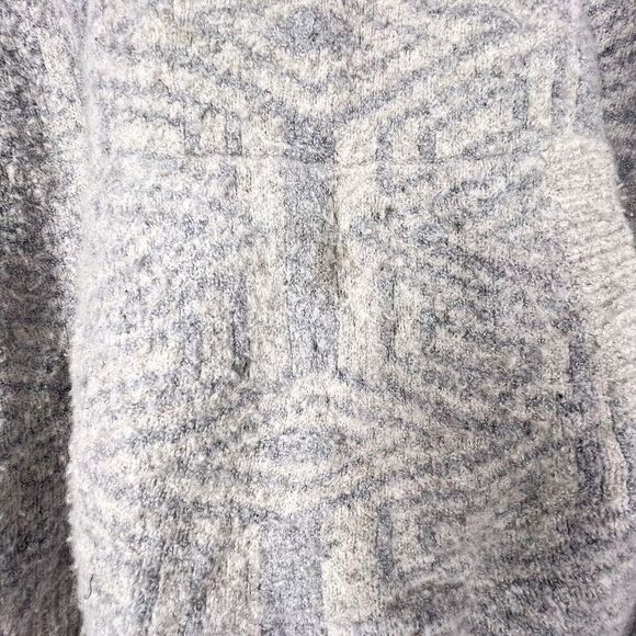 Free People Wool Blend V-neck Sweater womens Size Large Gray White Hooded - Picture 6 of 10